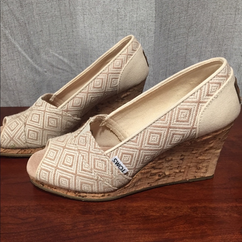 Women’s shoes